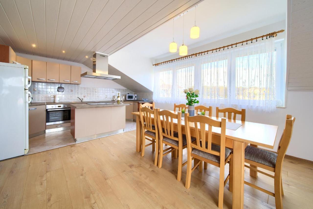 Apartment Mladen 克尔克 外观 照片