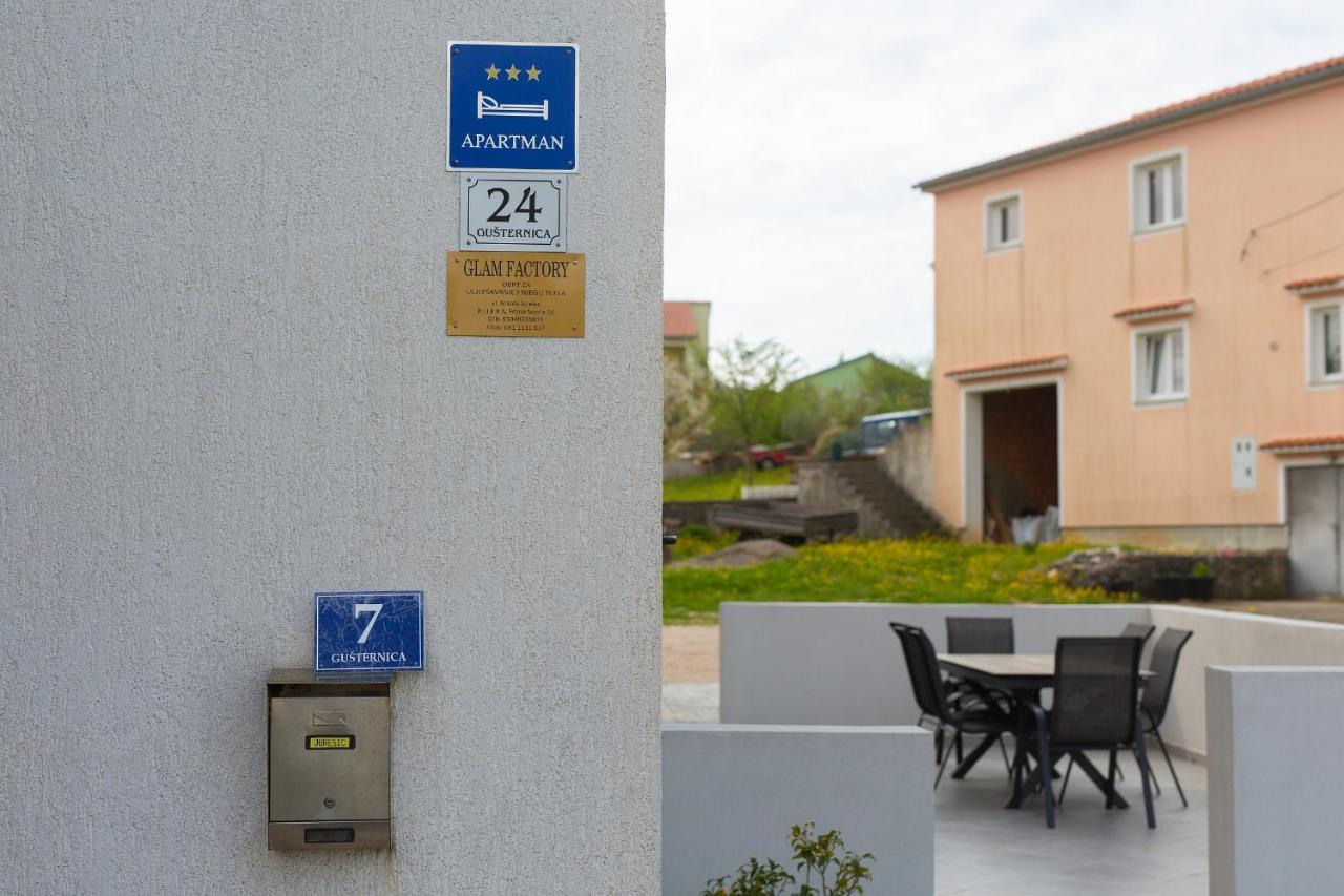 Apartment Mladen 克尔克 外观 照片