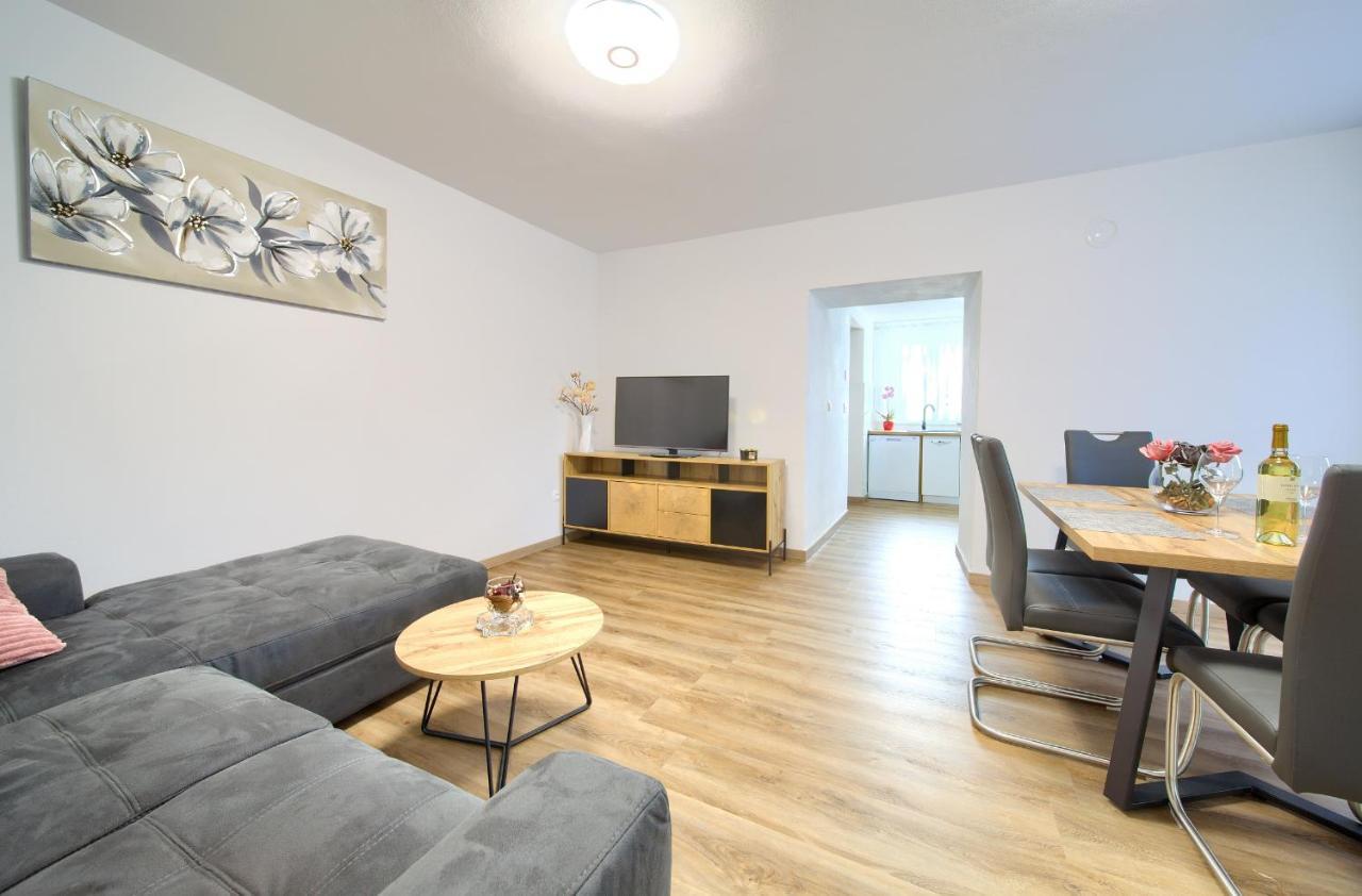 Apartment Mladen 克尔克 外观 照片